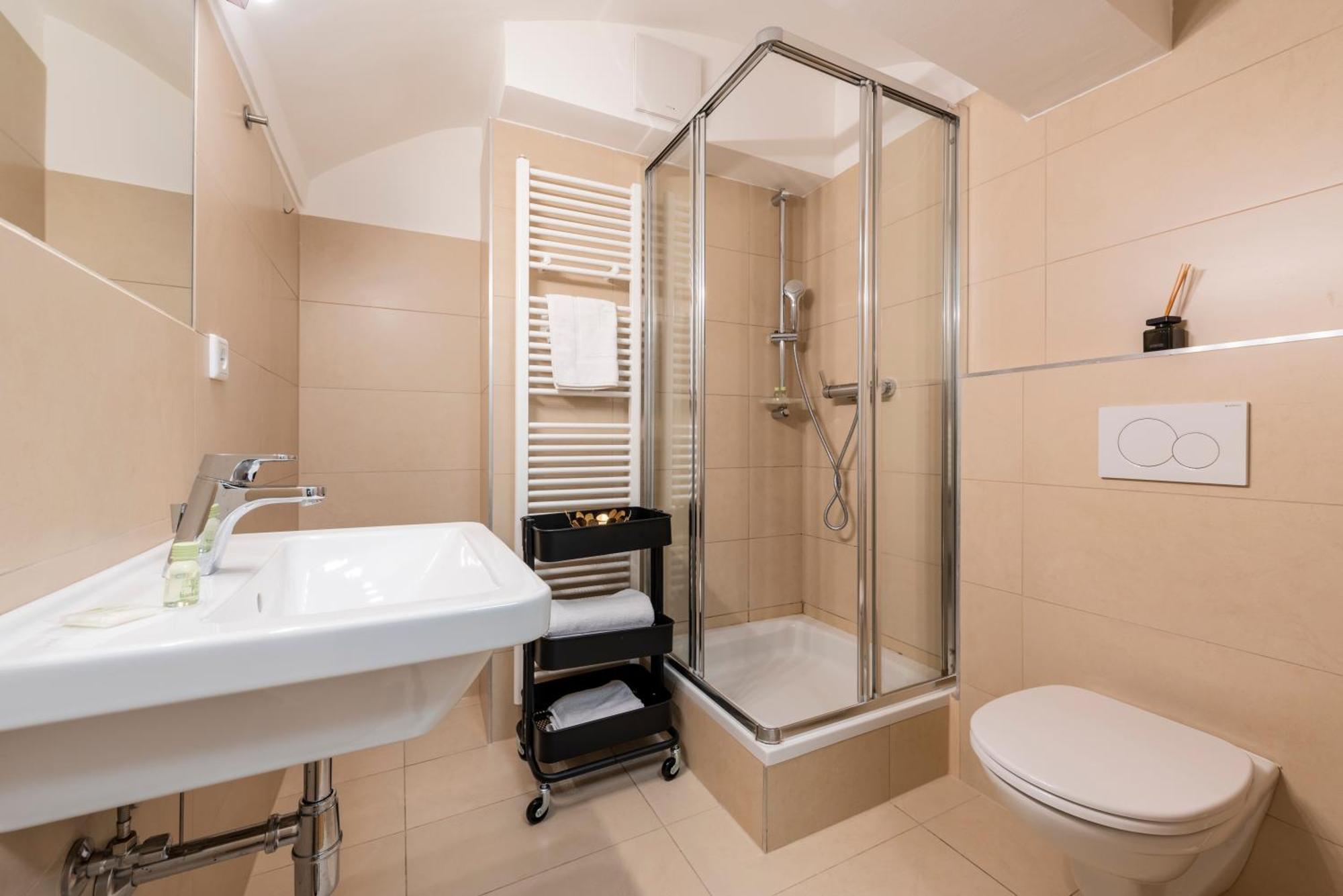 Kh Mariahilf Aparthotel Viena Exterior foto